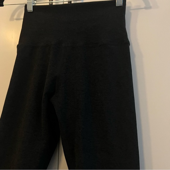 High Waisted Spacedye Capri Legging - Picture 12 of 16